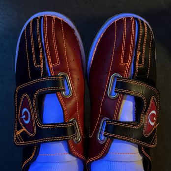 Aiea Bowl - Shoes - Bowling Near Me - Aiea, Hawaii