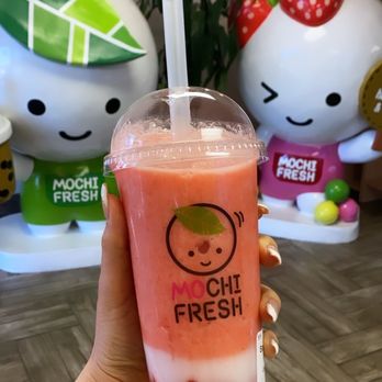 Mochi Fresh - Strawberry bubble milk with coconut milk - Desserts Near Me - Tempe, Arizona