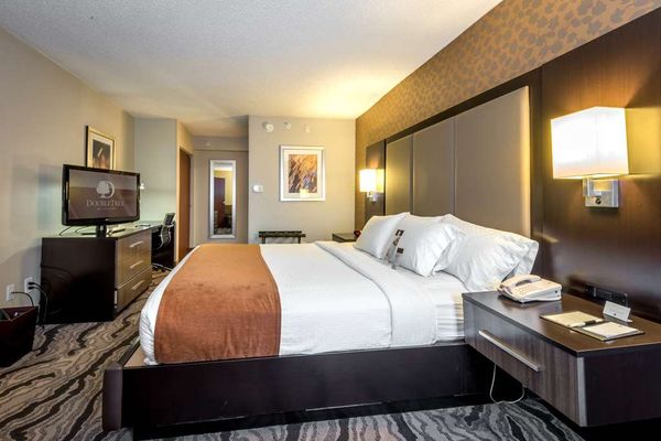 DoubleTree by Hilton Hotel Montgomery Downtown by null