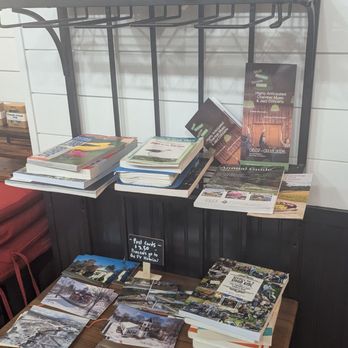 Off The Trail Cafe - Coffee & Tea Near Me - Falls Village, Connecticut
