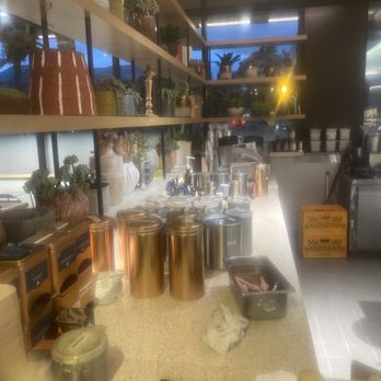 Erewhon - Grocery Near Me - Santa Monica, California Erewhon - Grocery Near Me - Santa Monica, California