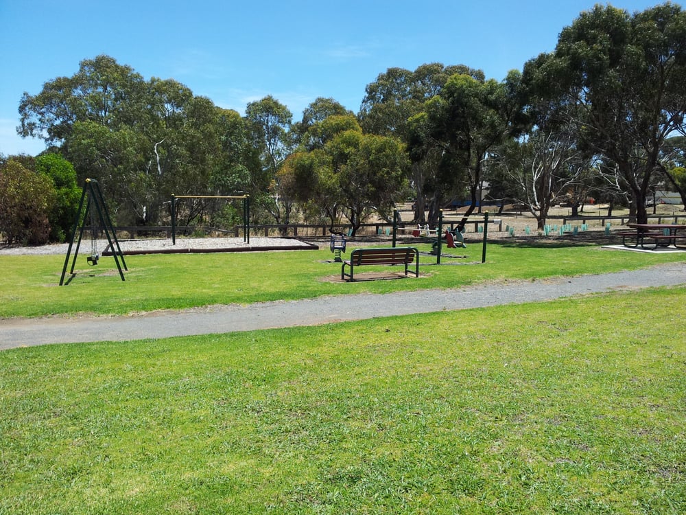 FARNSWORTH DRIVE PLAYGROUND Updated June 2024 Farnsworth Drive