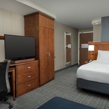 Courtyard by Marriott Seattle Kirkland - Hotels Near Me - Kirkland, Washington