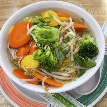 Tasty Crust Restaurant - Veggie saimin - Breakfast & Brunch Near Me - Wailuku, Hawaii