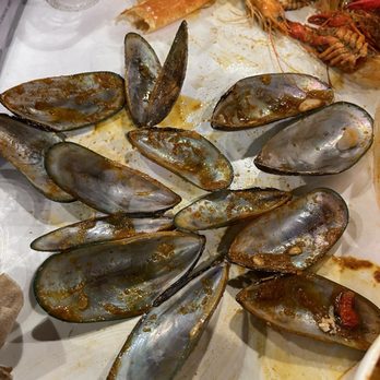The Boiling Crab - So many missing... pulled all of this out from the bag. - Seafood Near Me - Sacramento, California