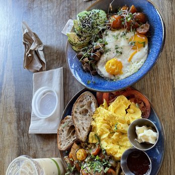 Soul Grind Coffee Roasters - Iced cubano latte, black tea, farmhouse breakfast and bali bowl - Coffee & Tea Near Me - Pacifica, California Soul Grind Coffee Roasters - Iced cubano latte, black tea, farmhouse breakfast and bali bowl - Coffee & Tea Near Me - Pacifica, California