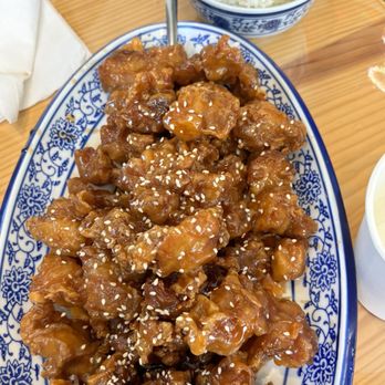 Changan Kitchen - Orange chicken with white rice - Chinese Near Me - Chino Hills, California Changan Kitchen - Orange chicken with white rice - Chinese Near Me - Chino Hills, California