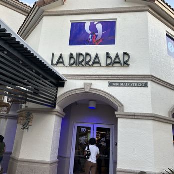 La Birra Bar - Burgers Near Me - Weston, Florida La Birra Bar - Burgers Near Me - Weston, Florida