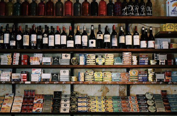 Bodega Vidrios y Cristales by null