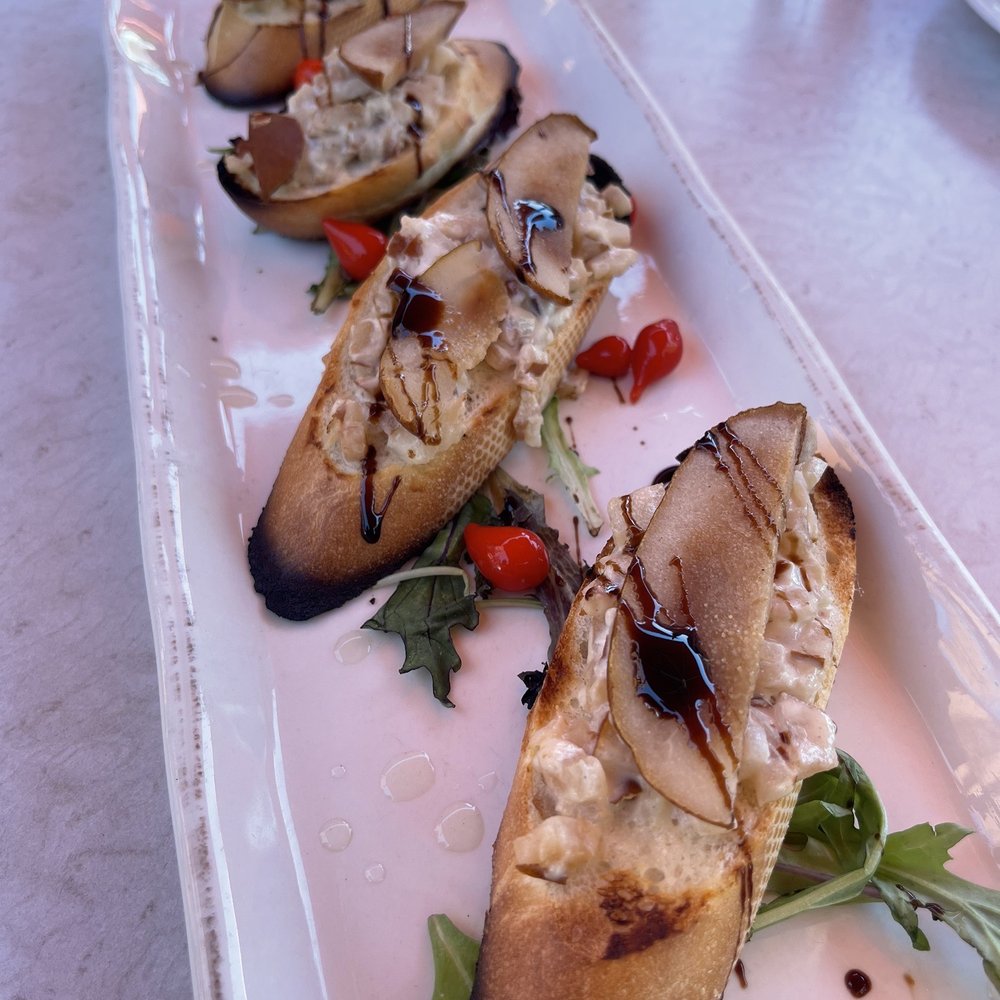 Garre Winery - Pear Bruschetta - AMAZING! - Wineries Near Me - Livermore, California Garre Winery - Pear Bruschetta - AMAZING! - Wineries Near Me - Livermore, California