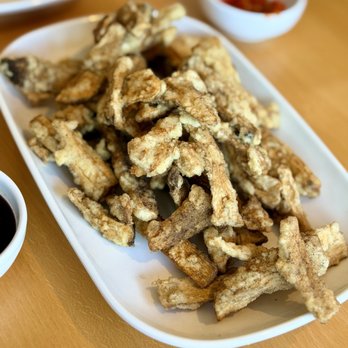 Mayan Bar & Noodle - Fried mushrooms with Sichuan salt - Szechuan Near Me - Monrovia, California Mayan Bar & Noodle - Fried mushrooms with Sichuan salt - Szechuan Near Me - Monrovia, California