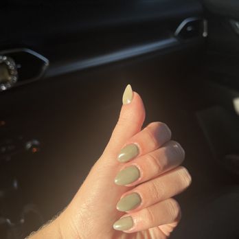 Ridgeline Nail - Nail Salons Near Me - Colorado Springs, Colorado