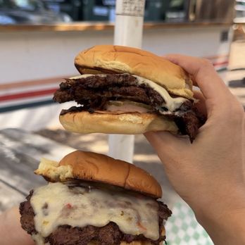 BB'S - Food Trucks Near Me - Austin, Texas