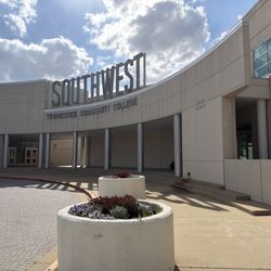 Southwest Tennessee Community College - Main entrance.