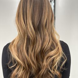 Hair By Roxanne Funes