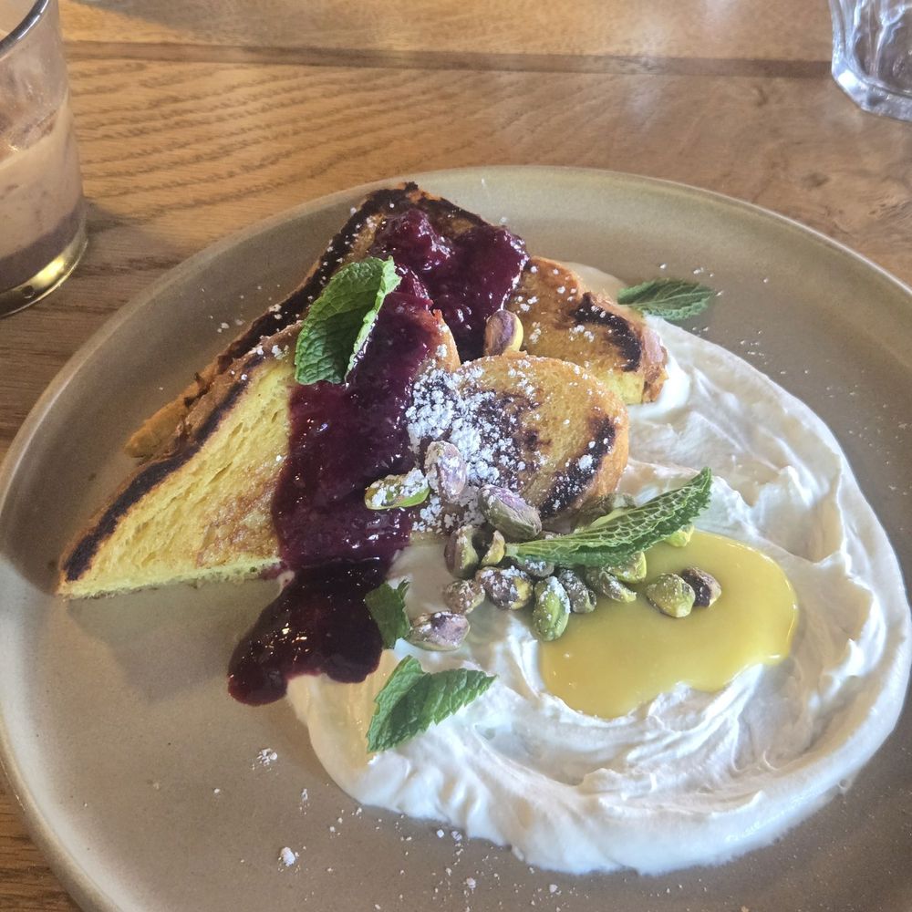 Alder & Sage - Pistachio French toast 10/10 - Breakfast & Brunch Near Me - Long Beach, California