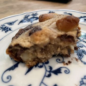 maman - Maman's Nutty Chocolate Chip Cookie - Cafes Near Me - New York, New York maman - Maman's Nutty Chocolate Chip Cookie - Cafes Near Me - New York, New York