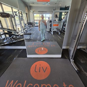 Liv Ahwatukee - Apartments Near Me - Phoenix, Arizona Liv Ahwatukee - Apartments Near Me - Phoenix, Arizona