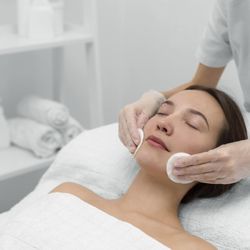 Cryo Beauty Queen At Advanced Skin Shop