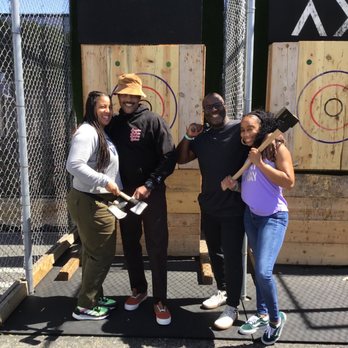LA AX - Axe Throwing Near Me - North Hollywood, California