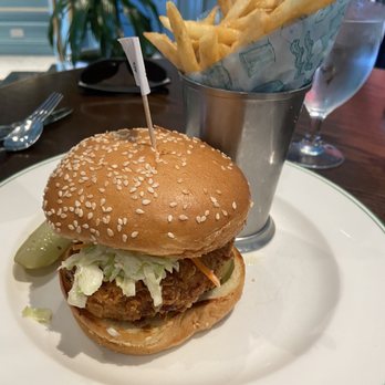 Sadelle's - Chicken Sandwich - Breakfast & Brunch Near Me - Las Vegas, Nevada