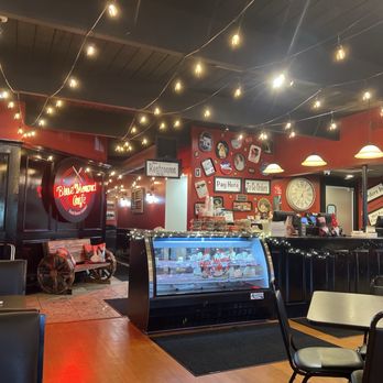 Blue Mound Cafe - Little Road - Wonderful decor and atmosphere!! - Cafes Near Me - Arlington, Texas Blue Mound Cafe - Little Road - Wonderful decor and atmosphere!! - Cafes Near Me - Arlington, Texas