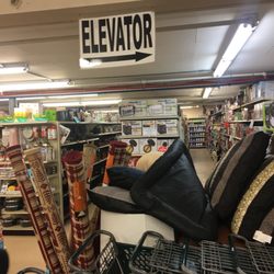 Reny's Department Store