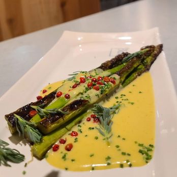 The Plot - Fresh peppercorns, hollandaise sauce, and perfectly grilled asparagus - Vegan Near Me - Costa Mesa, California The Plot - Fresh peppercorns, hollandaise sauce, and perfectly grilled asparagus - Vegan Near Me - Costa Mesa, California