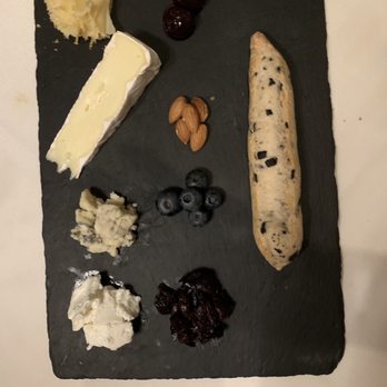 Paris 7th - Cheese platter - French Near Me - Fort Worth, Texas Paris 7th - Cheese platter - French Near Me - Fort Worth, Texas