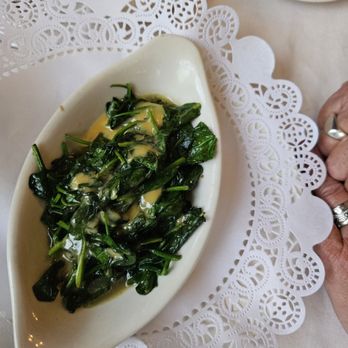 Jilly's Cafe - Spinich w garlic butter - French Near Me - Evanston, Illinois
