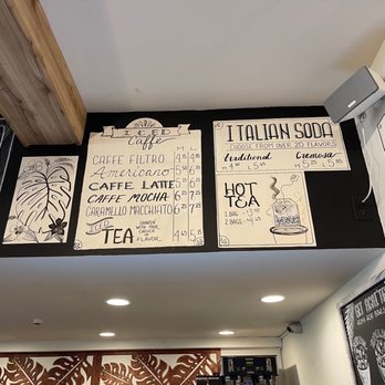 Hawaiian Aroma Caffe - Iced coffee and Tea menu. - Breakfast & Brunch Near Me - Honolulu, Hawaii