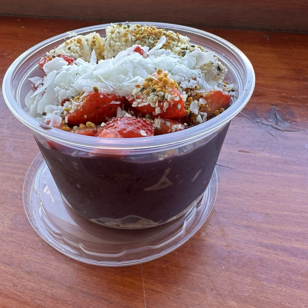 Alua's Thrive Bar - Juice Bars & Smoothies Near Me - Mount Shasta, California Alua's Thrive Bar - Juice Bars & Smoothies Near Me - Mount Shasta, California
