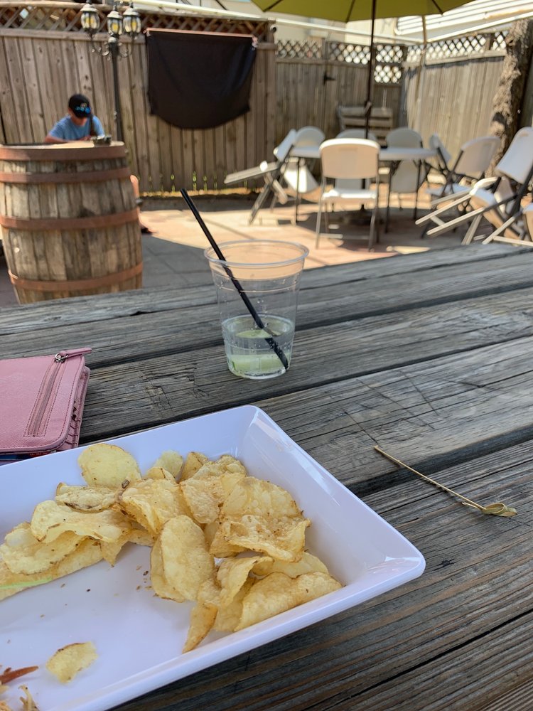 LYNNHAVEN PUB 155 Photos & 56 Reviews 2236 W Great Neck Rd