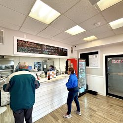 Quincy’s Original Lobster Rolls - Cape May - Inside