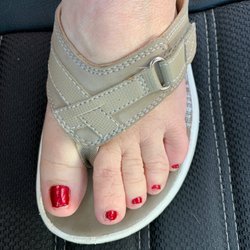 Nail Spa - Terrible cutting of toenails!