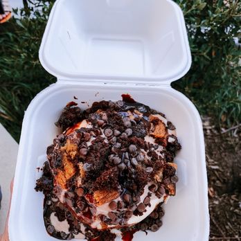 Cinnaholic - Chocoholic - Bakeries Near Me - Naperville, Illinois Cinnaholic - Chocoholic - Bakeries Near Me - Naperville, Illinois