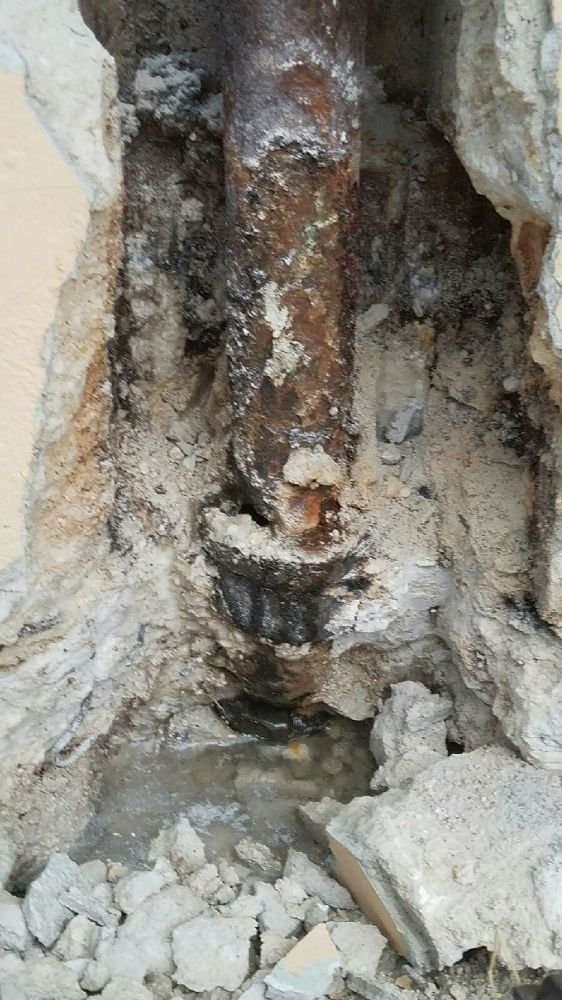 Slide of Aqua Dry Restoration