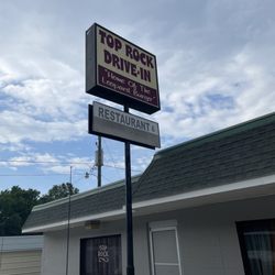 Top Rock Drive In - Roadside Diner
