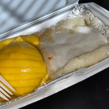 Basil Thai Cooking - Mango sticky rice - Thai Near Me - Arcadia, California
