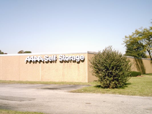 AAAA Self Storage & Moving