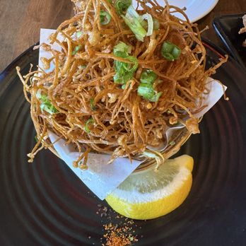 Tada Ramen & Yakitori - Enoki chips - Ramen Near Me - Oakland, California Tada Ramen & Yakitori - Enoki chips - Ramen Near Me - Oakland, California