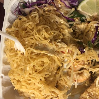 Pho Mai - Dry as hell. Barely any sauce. The photo did not do it justice. It was way lighter than that - Vietnamese Near Me - San Jose, California