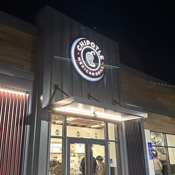 Chipotle Mexican Grill - Storefront - Mexican Near Me - Woodland, California