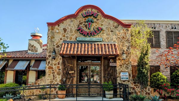 Lupe Tortilla Mexican Restaurant by null