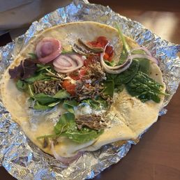 How many pieces do you see? lamb gyro