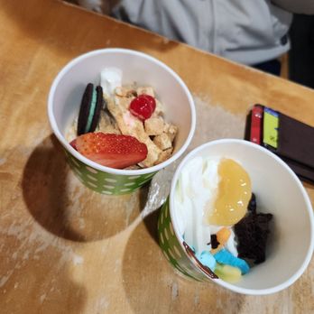 Yoloberry Yogurt - Ice Cream & Frozen Yogurt Near Me - Davis, California