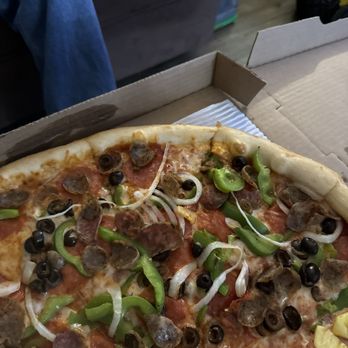 Pagliacci Pizza - Pizza Near Me - Bellevue, Washington