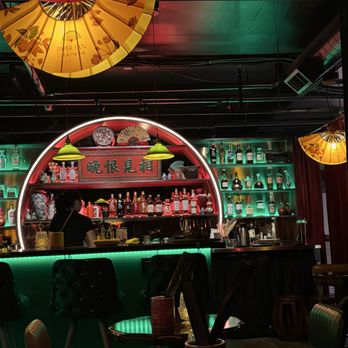 Paper Fan Cocktail Bar - Cocktail Bars Near Me - Seattle, Washington Paper Fan Cocktail Bar - Cocktail Bars Near Me - Seattle, Washington