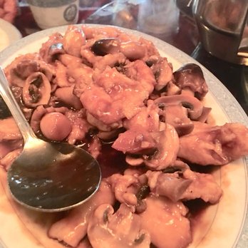 Sunflower Garden - Chicken with 2 kind of mushrooms - Chinese Near Me - Martinez, California Sunflower Garden - Chicken with 2 kind of mushrooms - Chinese Near Me - Martinez, California