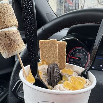 JINN Ice Cream Rolls - Ice Cream & Frozen Yogurt Near Me - Fort Lee, New Jersey JINN Ice Cream Rolls - Ice Cream & Frozen Yogurt Near Me - Fort Lee, New Jersey